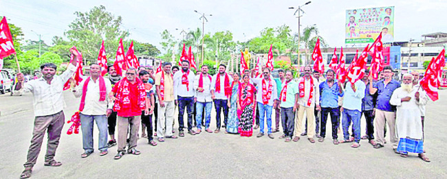 సిరిసిల్ల బల్దియా కమిషనర్గా ఖాదర్పాషా2