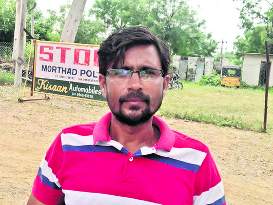 తీవ్ర జాప్యం.. యువతలో నైరాశ్యం 2