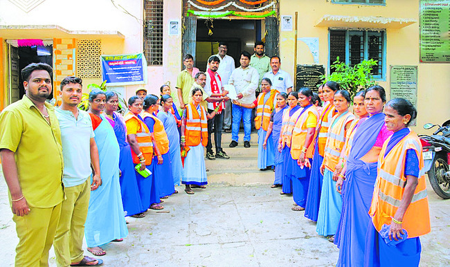 రేపు మార్కెట్‌ దుకాణ  సముదాయం ప్రారంభం 
2