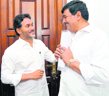 ప్రజల్లోకి ప్రభుత్వ వ్యతిరేకత 2
