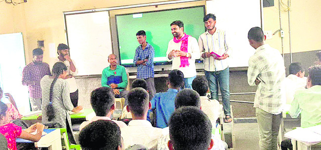 ఆలయంలో ఆకస్మిక తనిఖీలు
2
