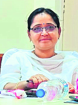 పట్టించుకునేవారే లేరు6