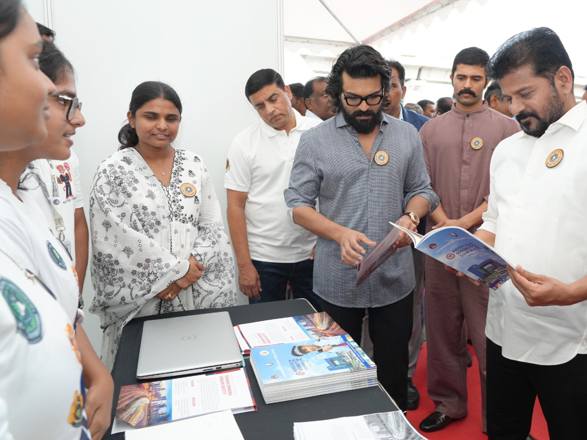 CM Revanth Reddy,Ram Charan,Vijay Deverakonda participate Anti-Drugs Day Event in Hyderabad Photos 11