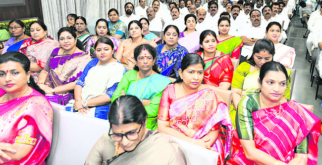 పారిశ్రామిక ప్రగతితోనే అభివృద్ధి 1