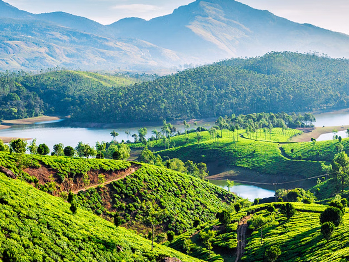 Monsoon Travel: Must see tourist places during This season9