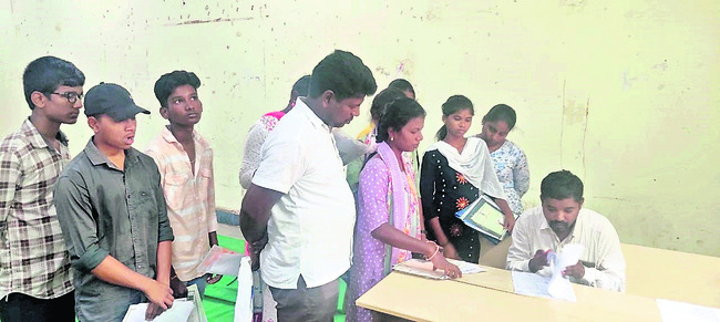 జమలాపురం హుండీ ఆదాయం రూ.41.23 లక్షలు
2