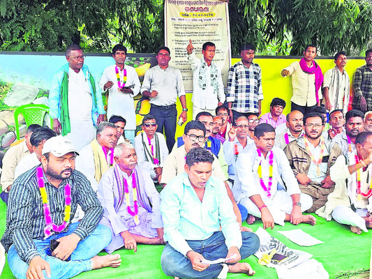 ఈస్టుకోస్ట్ రైల్వే ప్యానల్ అడ్వకేట్గా సంతోష్ మిశ్ర 1