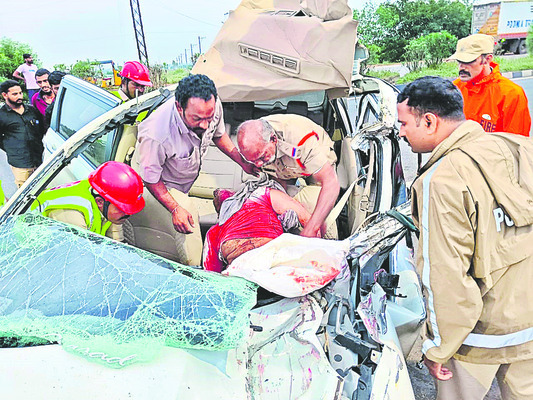 విధి నిర్వహణలో విగతజీవులై..1