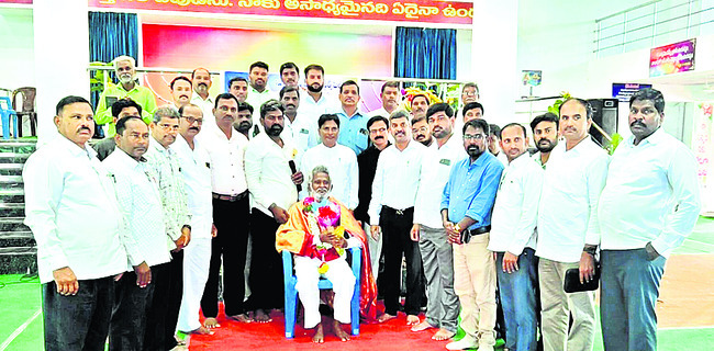 ఆరుగురు ఏఎస్ఐలకు ఎస్ఐలుగా పదోన్నతి2