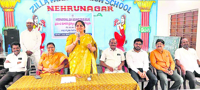 ఎస్సైల బదిలీలు1