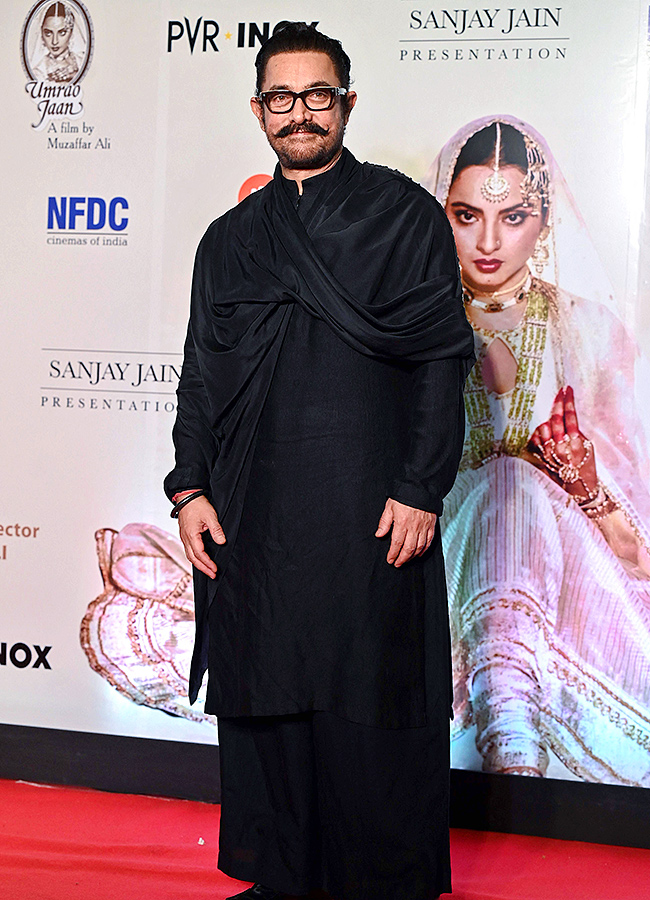 Bollywood Actor Rekha Re Release of the film Umrao Jaan in Mumbai9