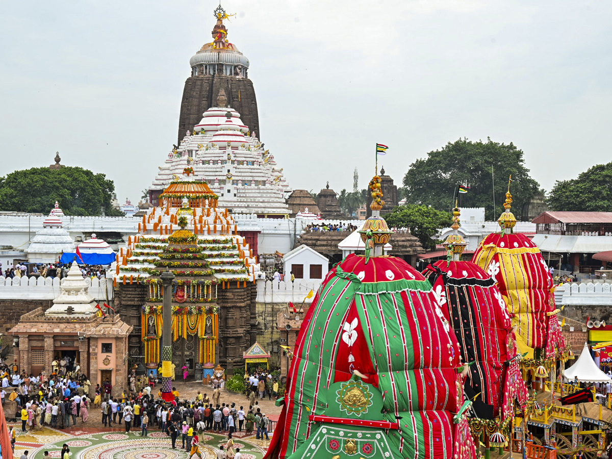Devotees Gather For Grand Rath Yatra Of Lord Jagannath In Puri Photos6