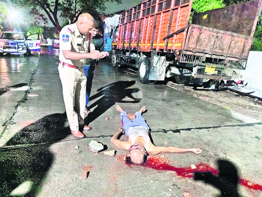 రౌడీ షీటర్ దారుణ హత్య1