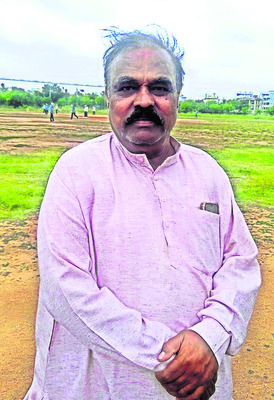 రైళ్లు బిరబిర.. వసతులు అరకొర2