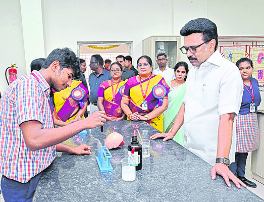 బహుముఖ ప్రజ్ఞాశాలి కలైంజ్ఞర్ 2