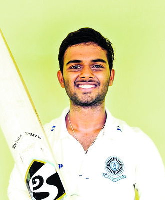 పరుగుల సునామీ సృషించిన కడప జట్టు1