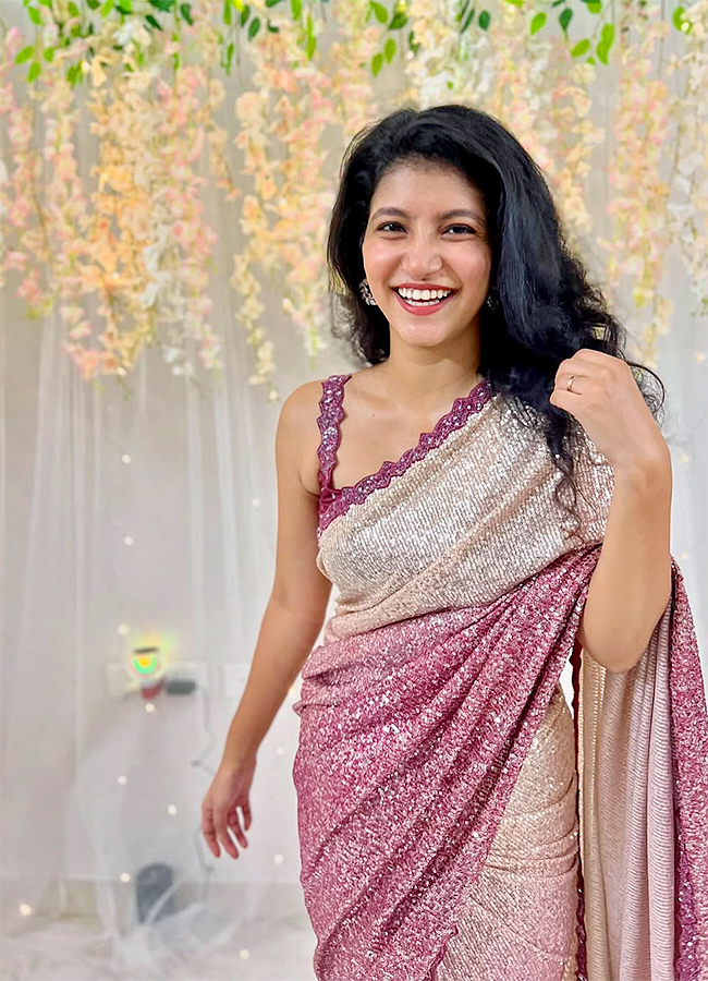 Actress Meetha Raghunath Latest Photos6