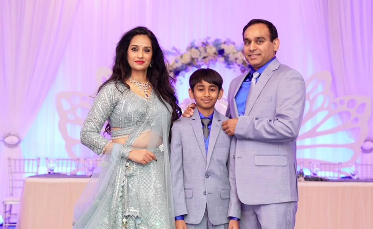 Grand Actress Laya Daughter Birthday Celebrations Photos11