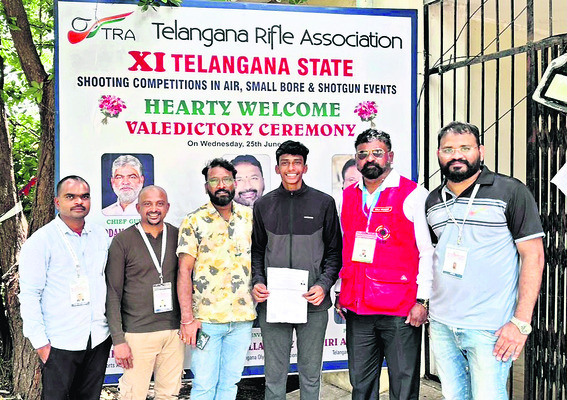కళలను ప్రోత్సహించడం మనందరి బాధ్యత1