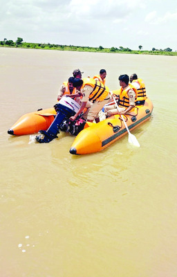 కృష్ణా తీరం.. వరద విలయం 3