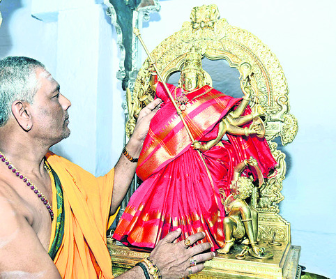 వైభవోపేతంగా మైసూరు దసరా1