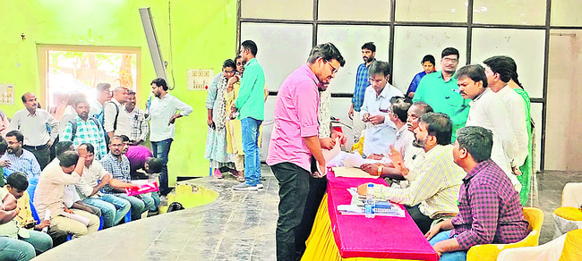 వెల్ఫేర్ అసిస్టెంట్ల బదిలీ
2