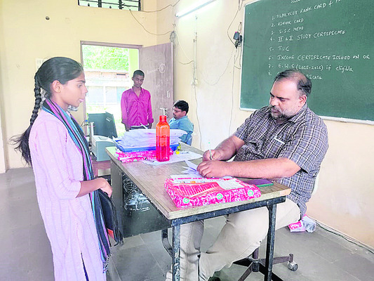 సీపీకి ఉత్కృష్ట సేవా పతకం
1