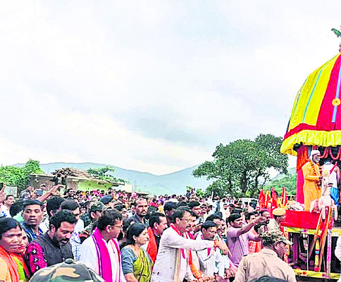 కొఠియాలో అంగరంగ వైభవంగా రథయాత్ర2