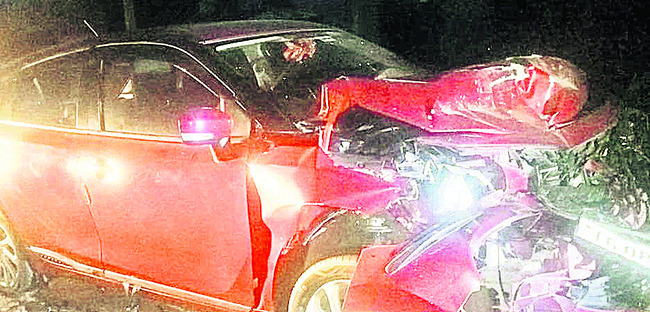 వేర్వేరు ప్రమాదాల్లో ఇద్దరి మృతి 1