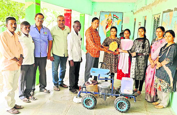 పల్లెతల్లీ.. ప్రణమిల్లి1