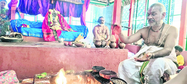 రామాలయంలో సుదర్శన హోమం1