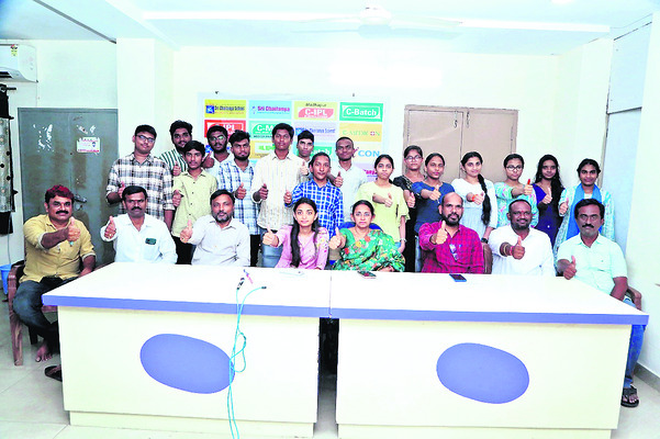 జేఈఈ అడ్వాన్స్‌డ్‌లో సత్తా..1