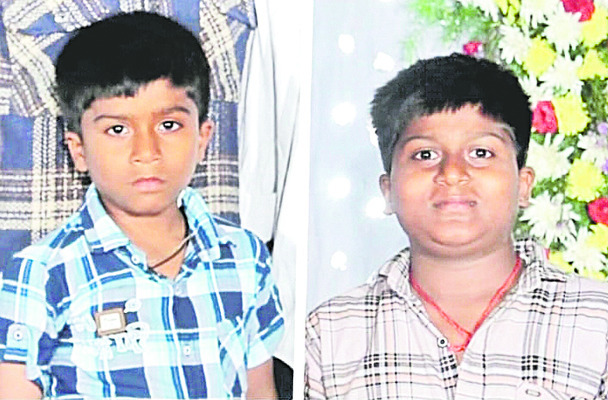జేఈఈ అడ్వాన్స్‌డ్‌ ఫలితాల్లో మెరిసిన గిరిపుత్రులు  
1