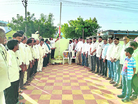 ఎమ్మెల్యే క్యాంపు కార్యాలయాల్లో.. 2