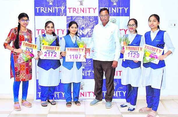 ఎస్‌ఆర్‌ విద్యార్థుల విజయకేతనం 2