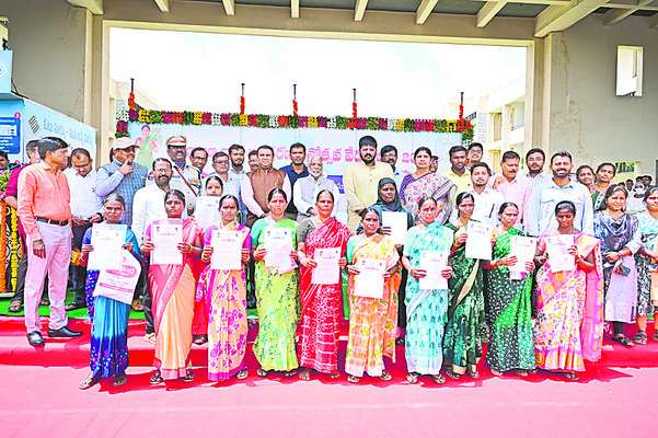 ప్రగతి పరుగులు.. 1
