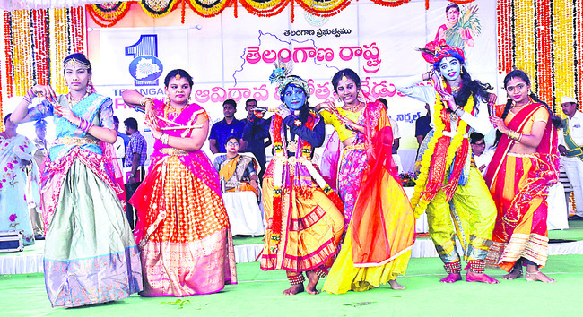 సంక్షేమంలో ముందంజ7