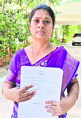 అర్జీల పరిష్కారంపై ప్రత్యేక శ్రద్ధ తీసుకోవాలి 1