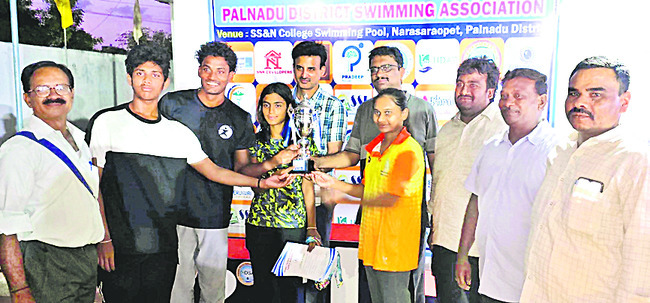 ముగిసిన రాష్ట్రస్థాయి స్విమ్మింగ్‌ పోటీలు 1