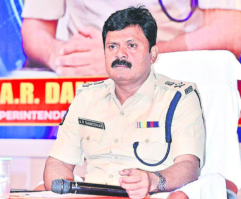 ఫిర్యాదులపై సత్వర స్పందన
1