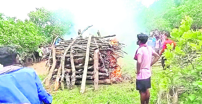 విశాఖలో రాయగడ కార్మికుడు మృతి 1