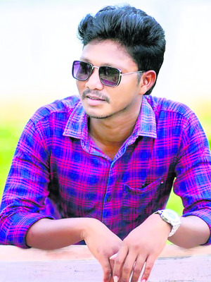 రెండు బైక్‌లు ఢీకొని వ్యక్తి మృతి1