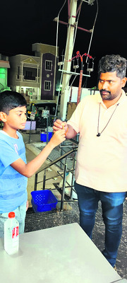 పట్టా భూమి ఆక్రమణపై కలెక్టర్కు ఫిర్యాదు1