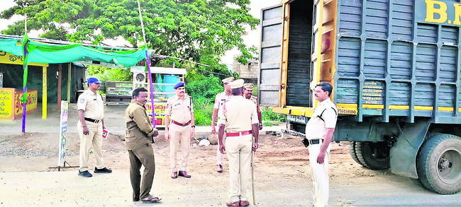సిద్ధమైన నమూనా గృహం
2
