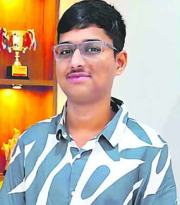 కోనసీమ విద్యార్థులకు ఉత్తమ ర్యాంకులు 1