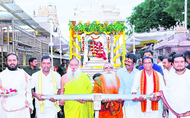 నేటి నుంచి  ప్లంజ్‌పూల్‌ వద్ద సర్వే 1