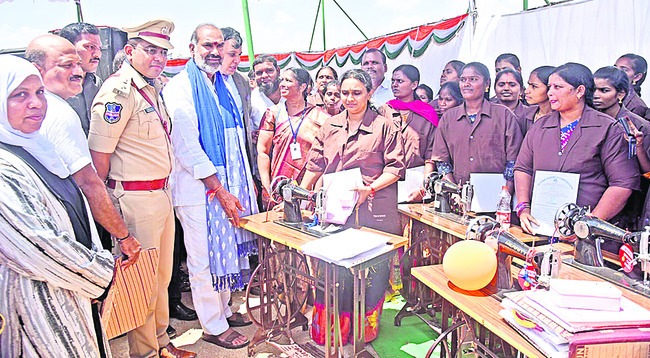 అభివృద్ధి.. సంక్షేమం7