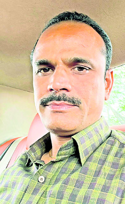 జిల్లా కోర్టులో అవతరణ వేడుకలు
1
