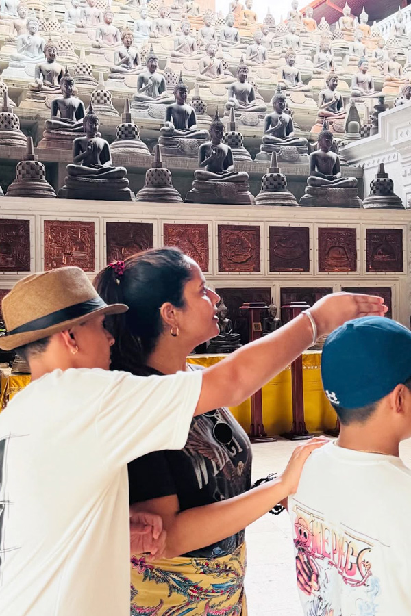 Anchor Anasuya Bharadwaj Visited Colombo Along With Family Photos12