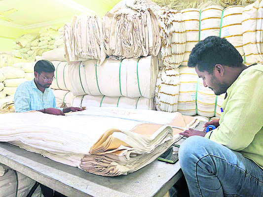గడువులోగా గగనమే !1